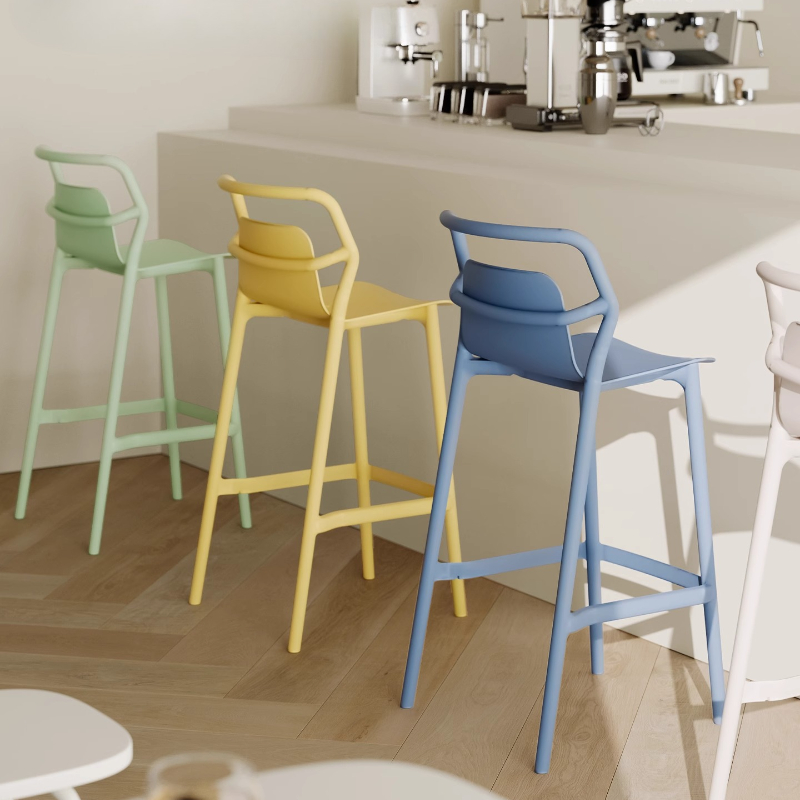 デザイナースタイルバースツール、厚みのあるプラスチック製カウ - Commercial Kitchen Island のレビューと価格
