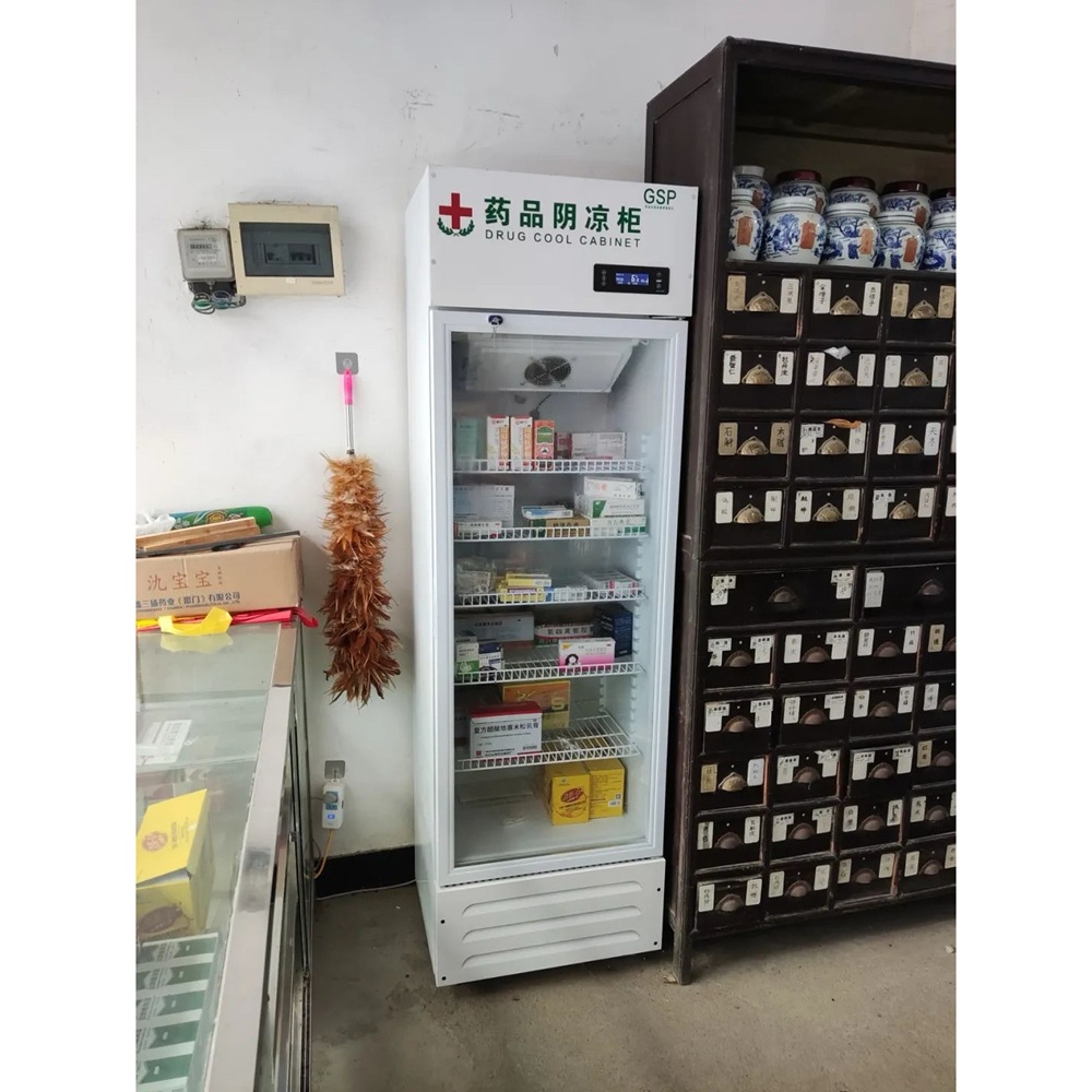 すべての新しいスマートデバイスに適していますガラス扉付き業務 - Commercial Kitchen Door のレビューと価格
